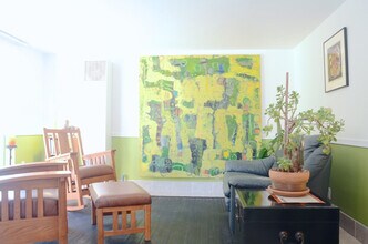 208 27th Ave E in Seattle, WA - Building Photo - Building Photo