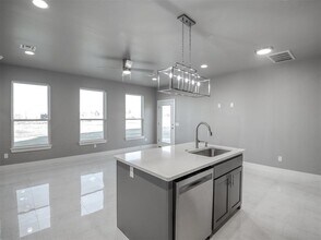 609 Abadan Dr in Edmond, OK - Building Photo - Building Photo