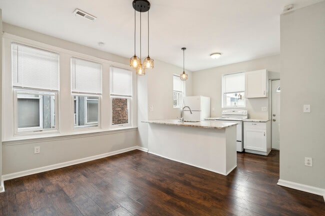 property at 924 S 58th St
