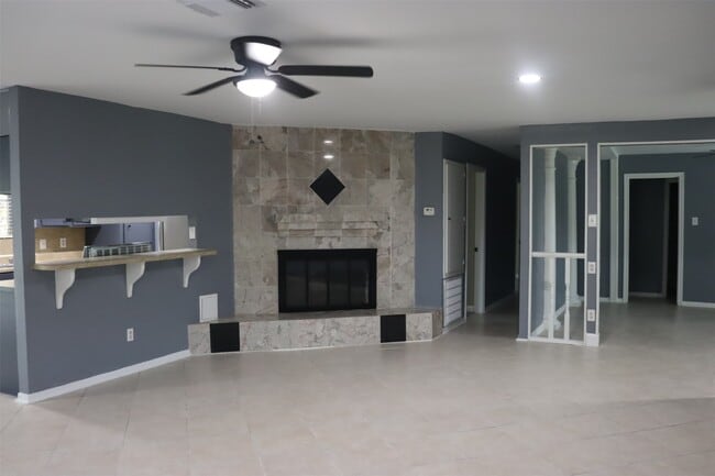 property at 12507 New Rochelle Ct