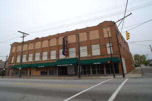 The Winton on Lorain in Cleveland, OH - Building Photo