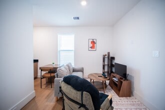 7611 Victory Reserve St in Houston, TX - Building Photo - Building Photo