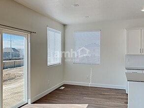 1219 N Golden Spoke Dr in Spanish Fork, UT - Building Photo - Building Photo