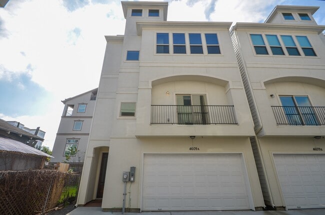 property at 4609 Nett St