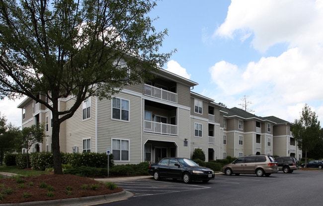 Camden Westwood in Morrisville, NC - Building Photo - Building Photo