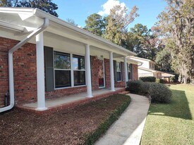 1533 Woodgate Way in Tallahassee, FL - Building Photo