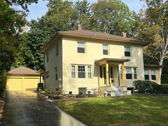 property at 18 Seymour St