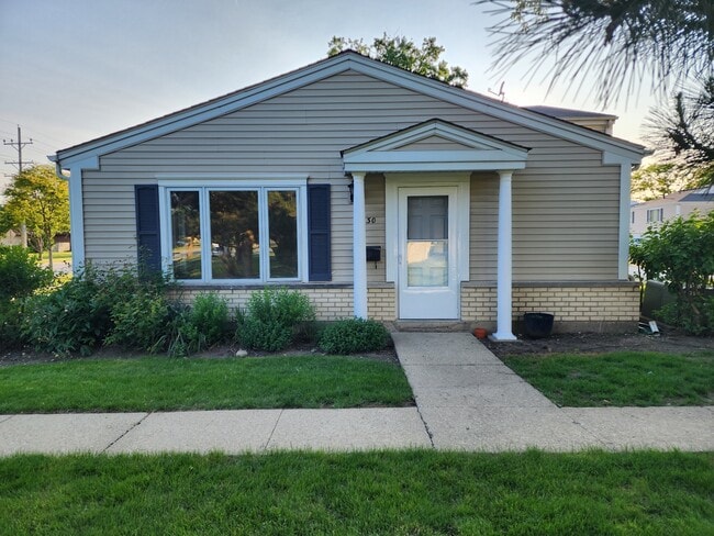 630 E Old Willow Rd