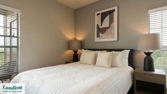10101 W Parmer Ln, Unit 1331 in Austin, TX - Building Photo