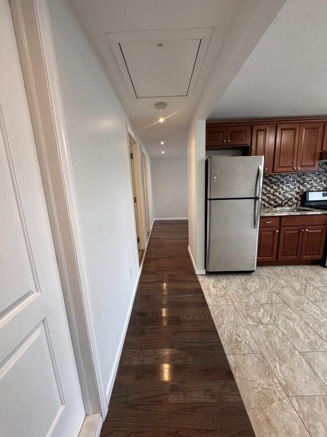 property at 150 N Delaware Ave
