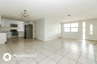 5815 Dahlia Ave in New Port Richey, FL - Building Photo - Building Photo
