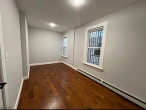 508 Fulton St, Unit 1 in Elizabeth, NJ - Building Photo - Building Photo