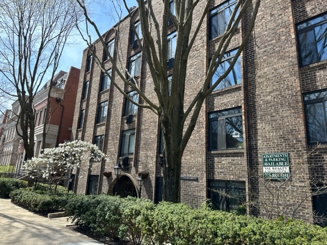 1750 N Mohawk St, Unit 501