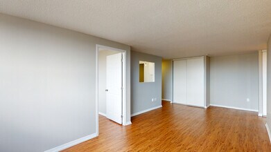 285 Loretta – The Dowsview in Ottawa, ON - Building Photo - Building Photo