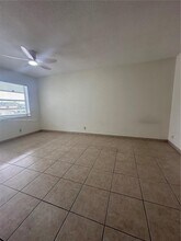 400 SE 3rd Ave in Hallandale Beach, FL - Building Photo - Building Photo
