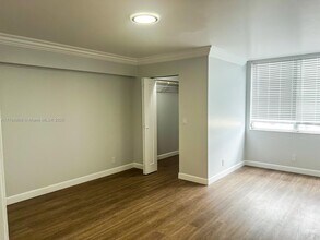7740 NW 50th St, Unit 507 in Lauderhill, FL - Building Photo - Building Photo