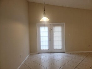2002 S 10th St in Fort Pierce, FL - Building Photo - Building Photo