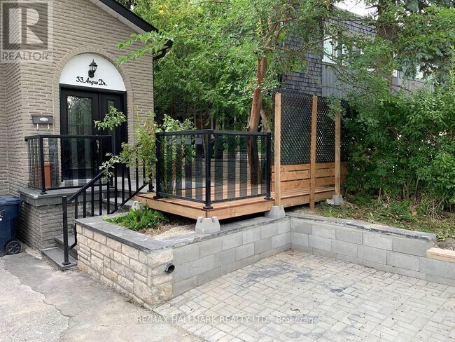 property at 33 Angus Dr