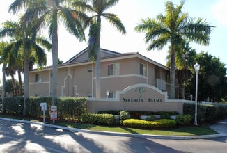Serenity Palms in Hollywood, FL - Building Photo - Building Photo