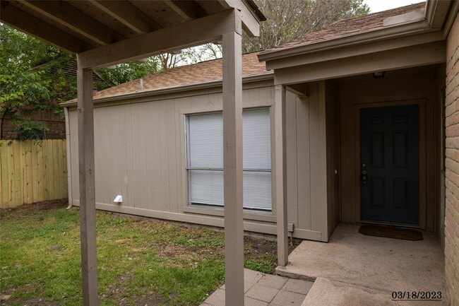 16714 Britford in Houston, TX - Building Photo - Building Photo