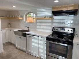 2204 Terry St in Houston, TX - Building Photo