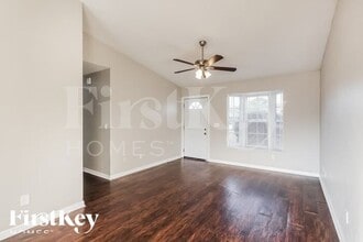 18525 Sebring Rd in Ft. Myers, FL - Building Photo - Building Photo