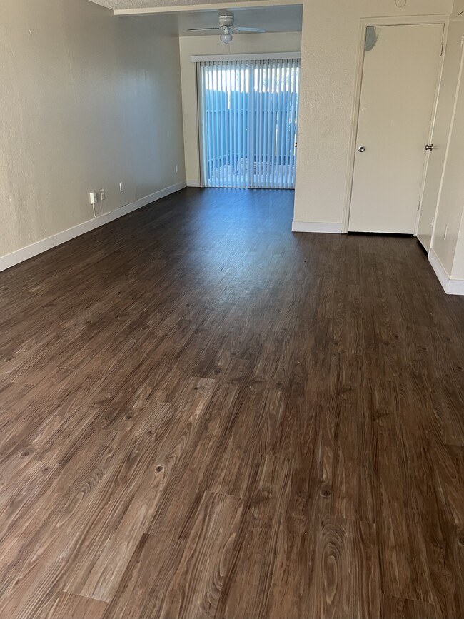 240 N Spruce Ave in Rialto, CA - Building Photo - Building Photo