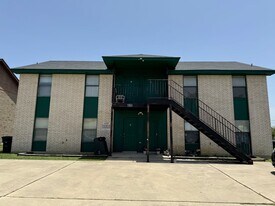 1904 Windward Dr in Killeen, TX - Building Photo