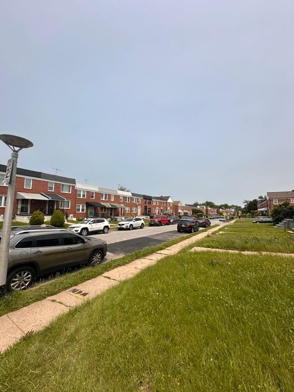 3725-FLOOR-3725-FLOO2 Bonview Ave in Baltimore, MD - Building Photo - Building Photo