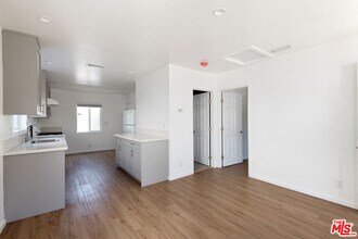 3550 Dover St in Los Angeles, CA - Building Photo - Building Photo