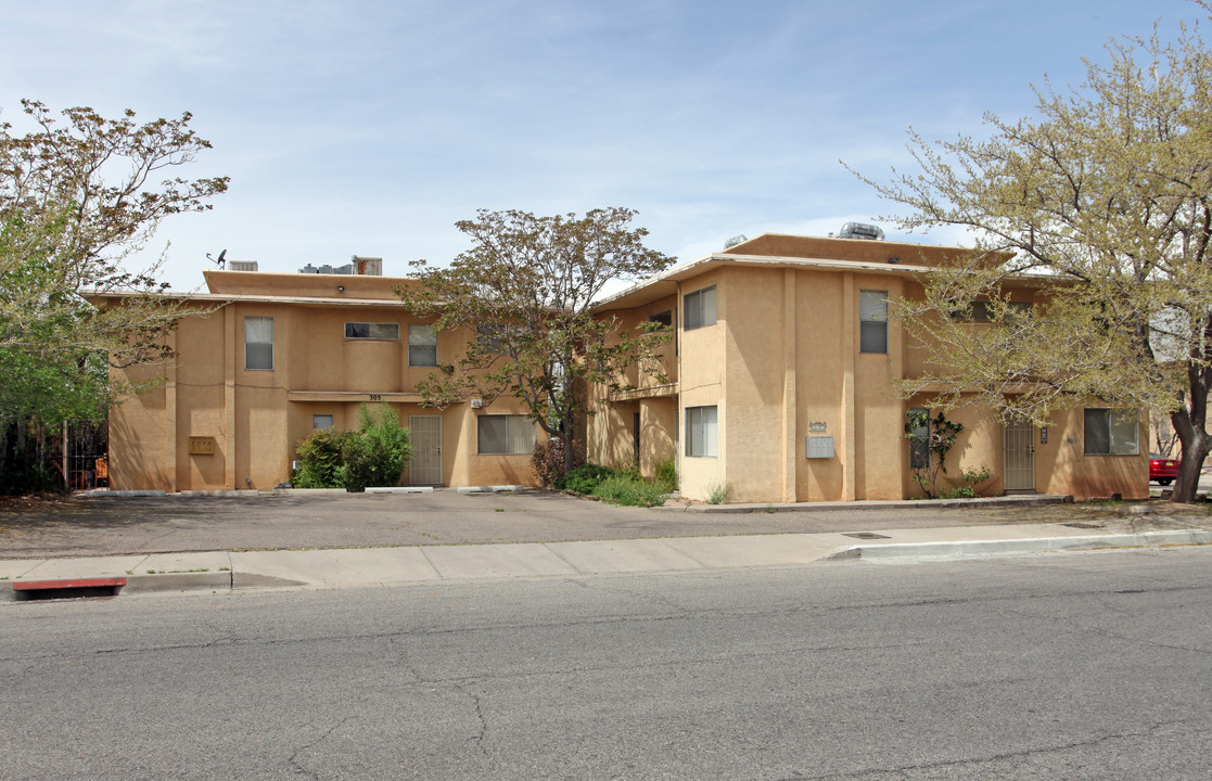 301-305 Valencia Dr SE in Albuquerque, NM - Building Photo