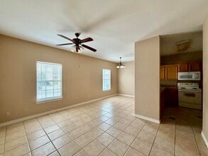 9804 Cantera Ct in Laredo, TX - Building Photo - Building Photo