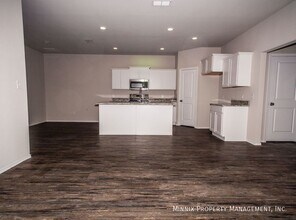 1708 102nd St in Lubbock, TX - Building Photo - Building Photo