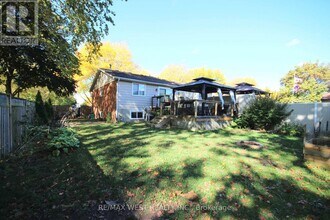4244 York Dr in Niagara Falls, ON - Building Photo - Building Photo
