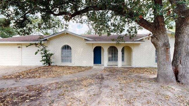 property at 2009 Carter Creek Pkwy