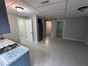 729 Carlouetta Rd in Mableton, GA - Foto de edificio - Building Photo