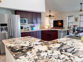 572 Belvedere Ct in Punta Gorda, FL - Building Photo - Building Photo