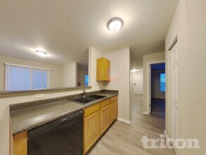 2318 Blackthorn Dr in Franklin, IN - Foto de edificio - Building Photo