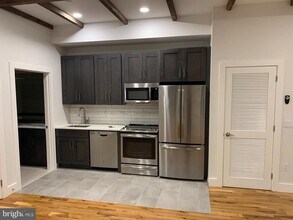 30 MacLean St in Princeton, NJ - Building Photo - Building Photo