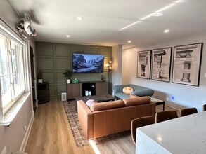 1507 Highland Ave, Unit #B402 in Knoxville, TN - Building Photo - Building Photo