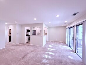 70 Margate Ct in Schaumburg, IL - Building Photo - Building Photo