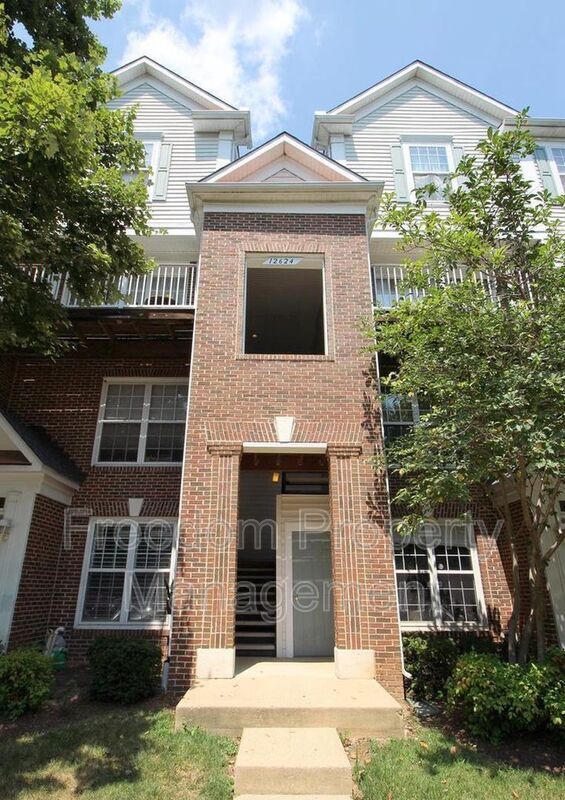 property at 12624 Fair Crest Ct