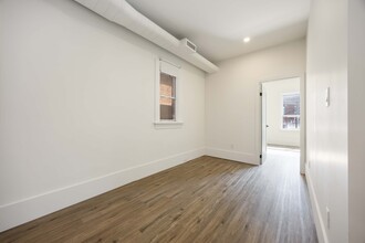 406 Roncesvalles Av in Toronto, ON - Building Photo - Building Photo