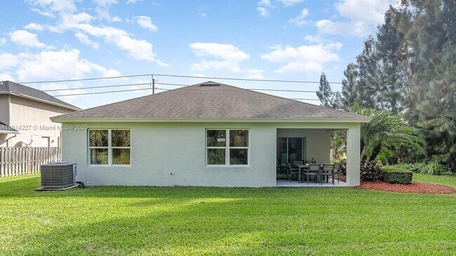 1408 SW California Blvd in Port St. Lucie, FL - Building Photo - Building Photo