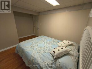 6 Curran St in Ottawa, ON - Building Photo - Building Photo