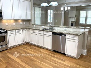 300 Keener Blvd in Belmont, NC - Building Photo - Building Photo