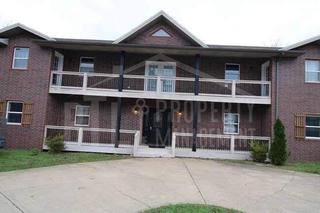 27 Crestview St in Kimberling City, MO - Building Photo - Building Photo