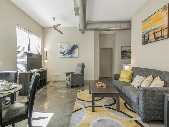 2344 Camden Dr in Houston, TX - Building Photo - Building Photo