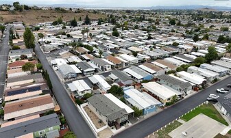 2525 Flosden Rd in American Canyon, CA - Building Photo
