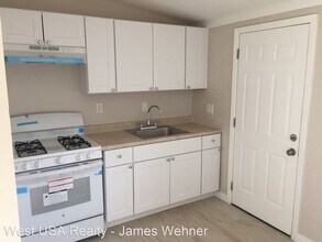 210 E Jones Ave in Phoenix, AZ - Building Photo - Building Photo